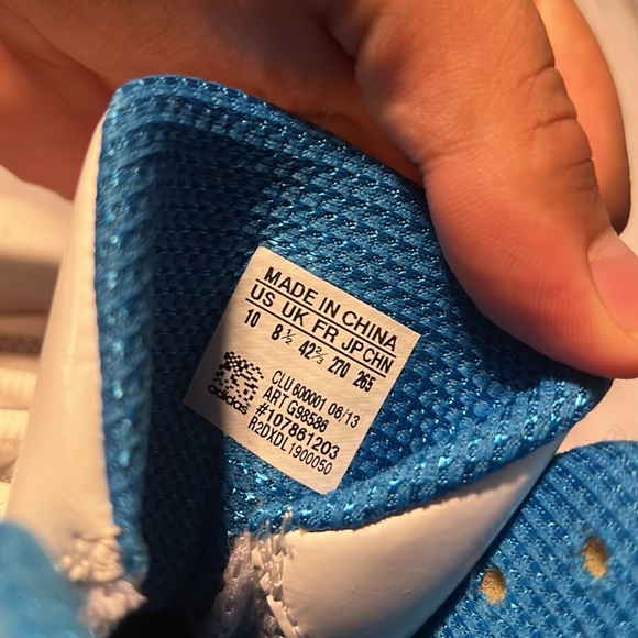 Men’s Adidas Basketball Shoes - Picture 4 of 4